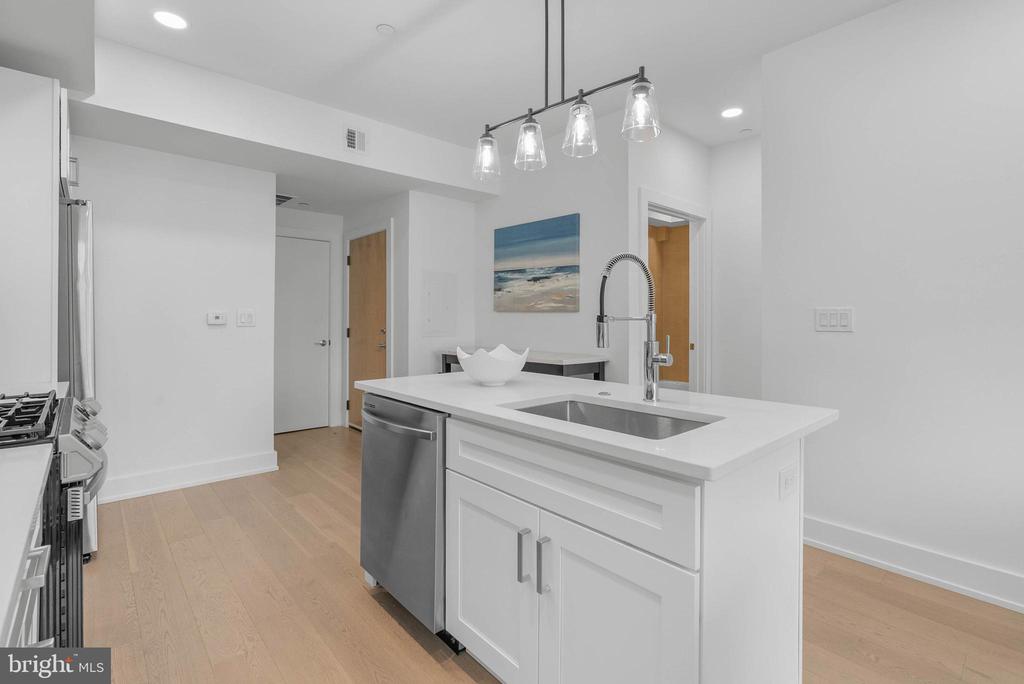 950 N 2ND STREET Unit: UNIT 3C