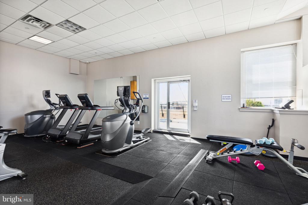 111 S 15TH STREET Unit: 1508