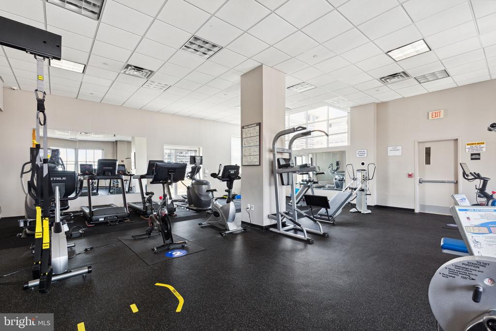 111 S 15TH STREET Unit: 1508