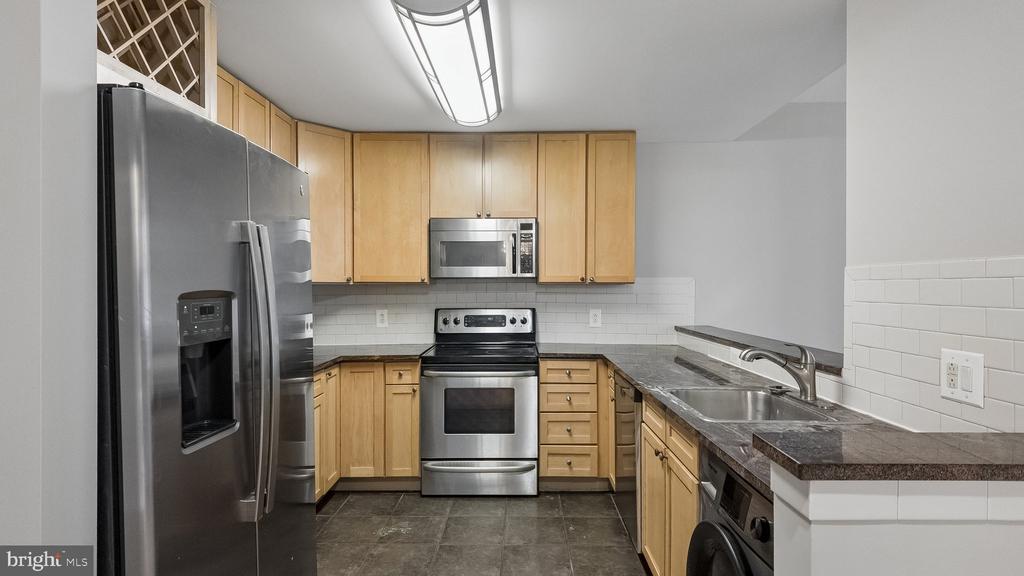 111 S 15TH STREET Unit: 1508
