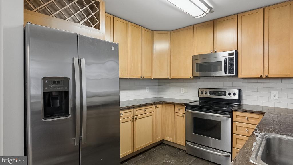 111 S 15TH STREET Unit: 1508