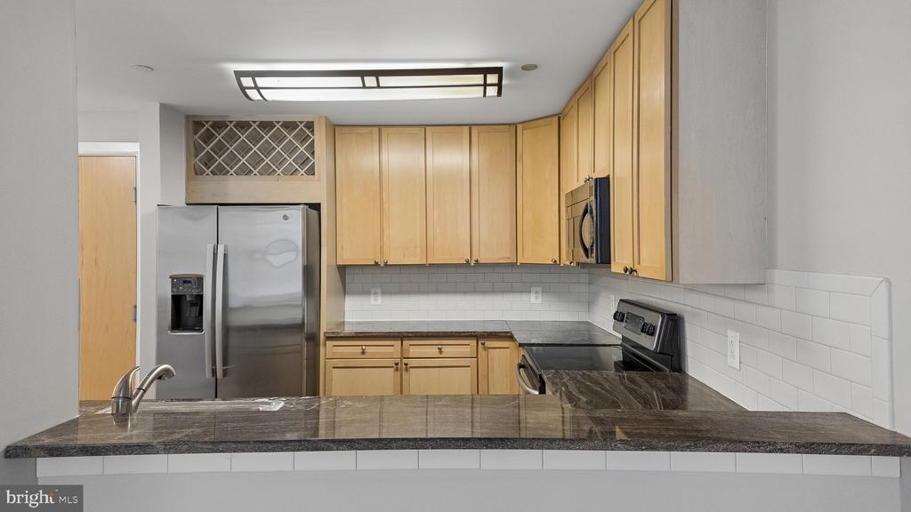 111 S 15TH STREET Unit: 1508