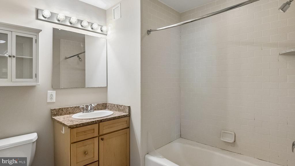 111 S 15TH STREET Unit: 1508