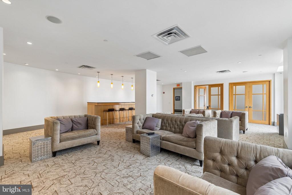 111 S 15TH STREET Unit: 1508