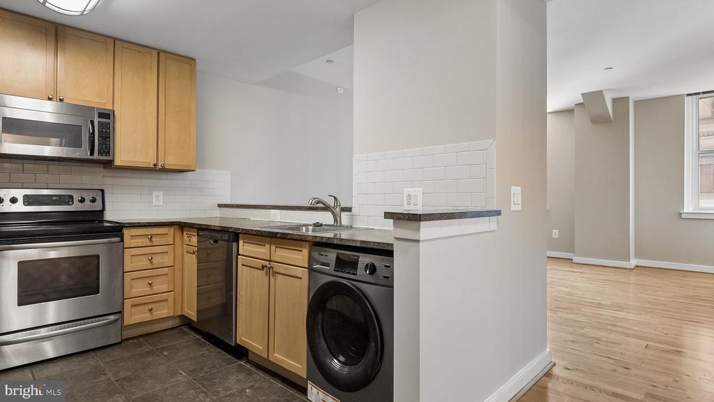 111 S 15TH STREET Unit: 1508