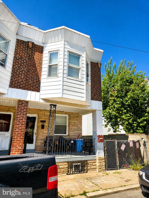 2116 GRANITE STREET
