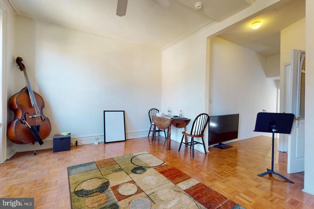 867 N 29TH STREET