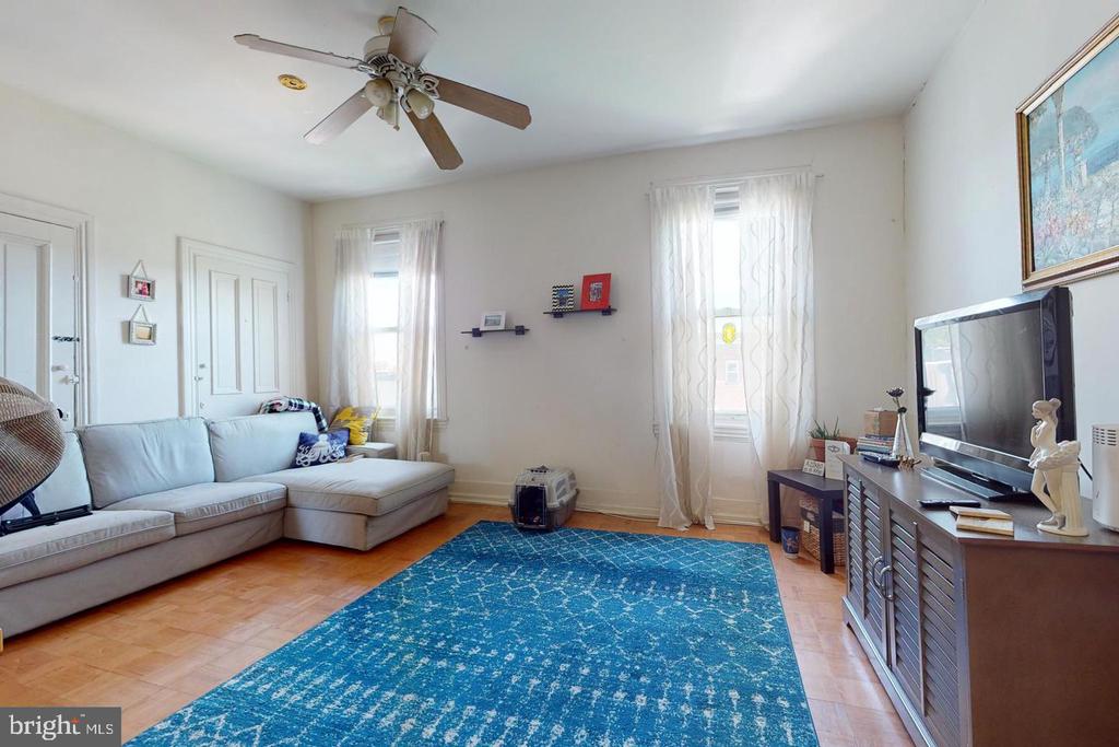 867 N 29TH STREET