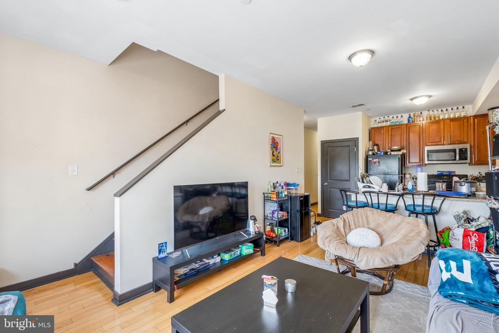 1916 N 17TH STREET