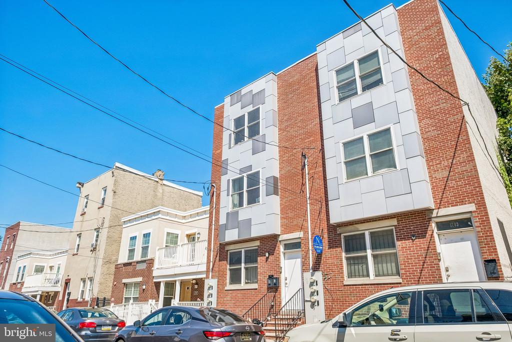 1705 W NORRIS STREET
