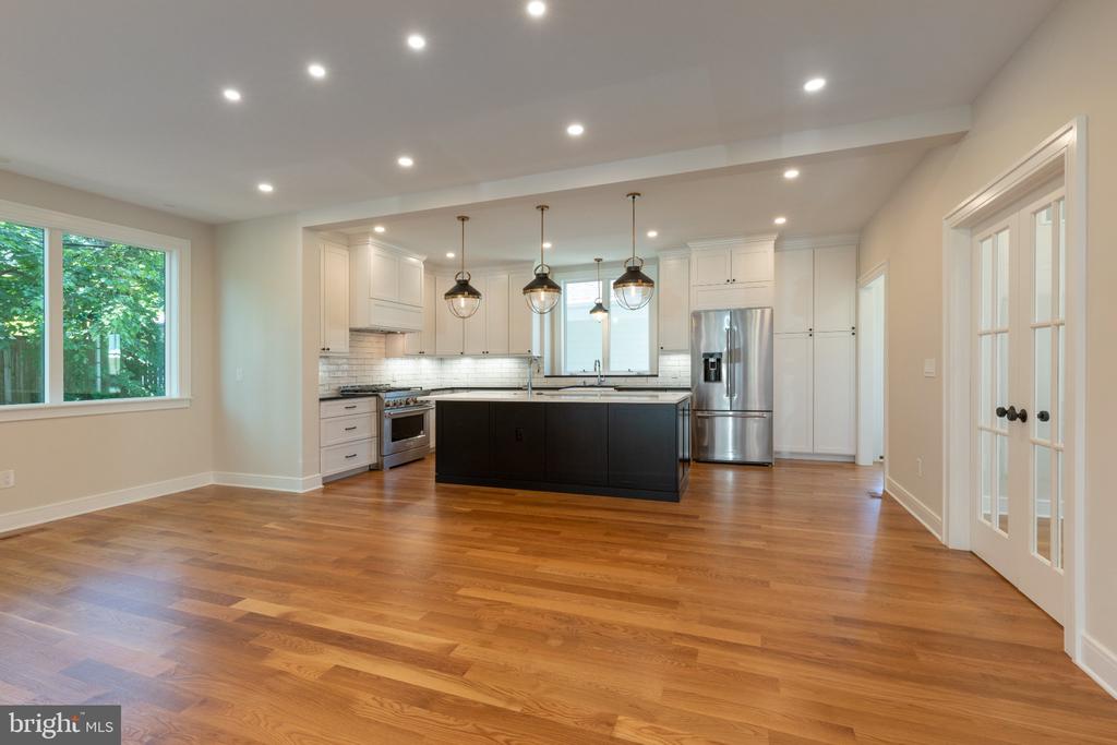 161 CARPENTER LANE