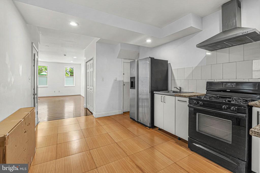 903 S 13TH STREET