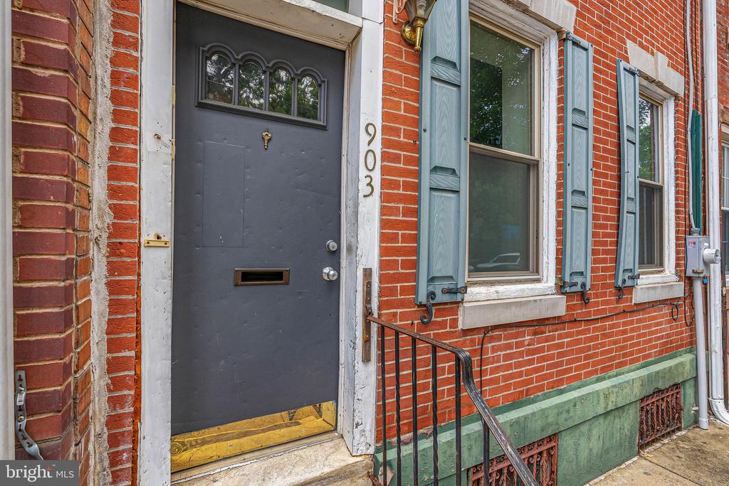 903 S 13TH STREET