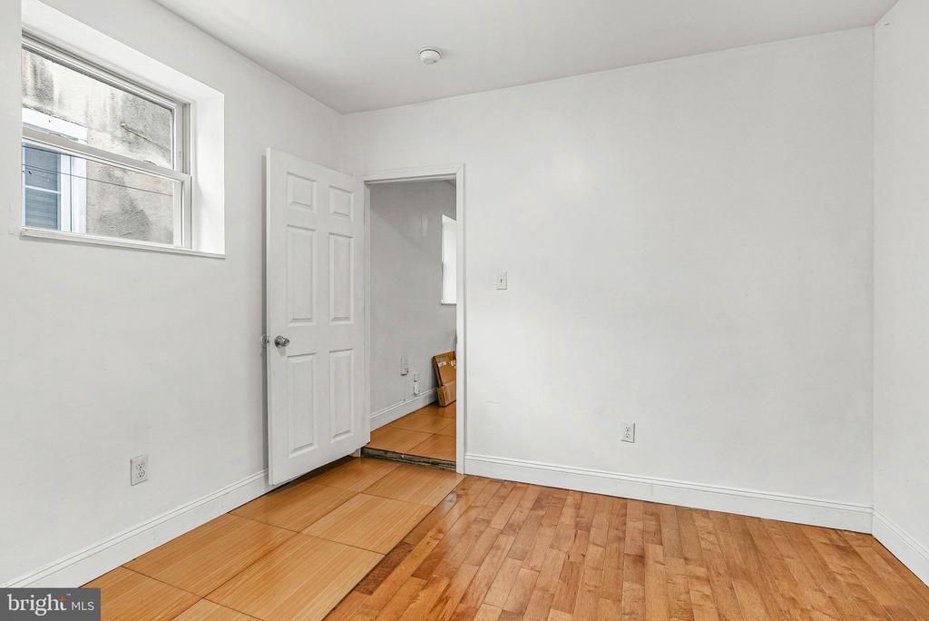 903 S 13TH STREET