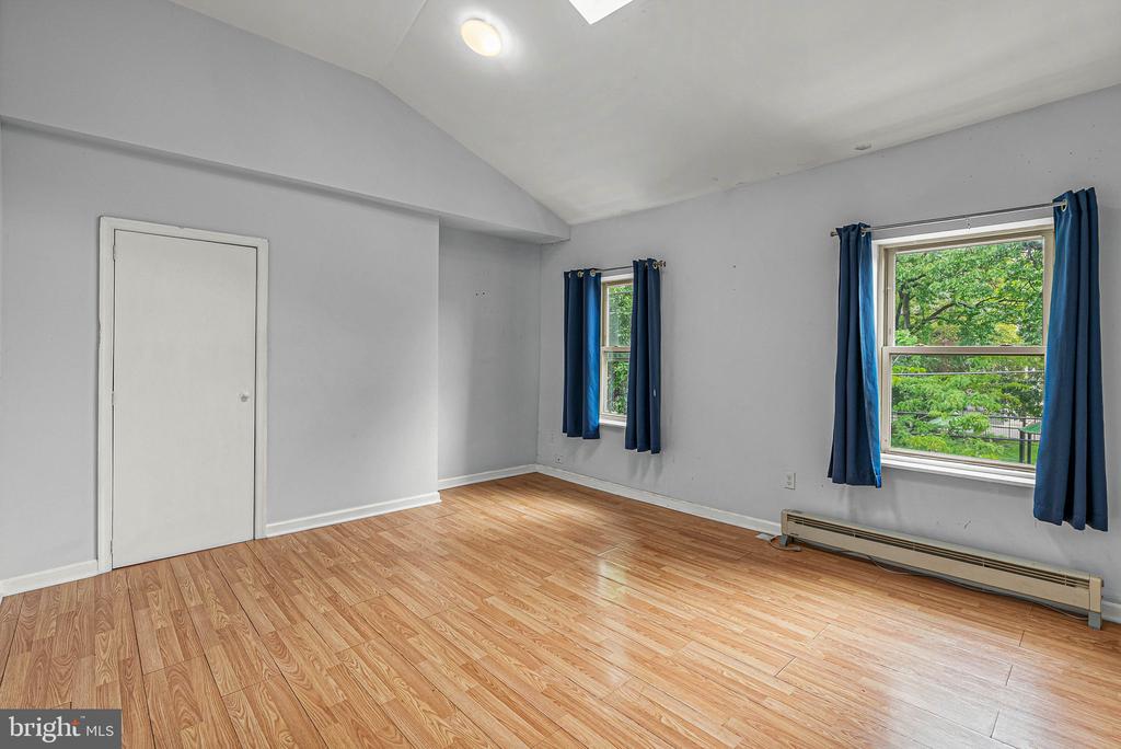 903 S 13TH STREET