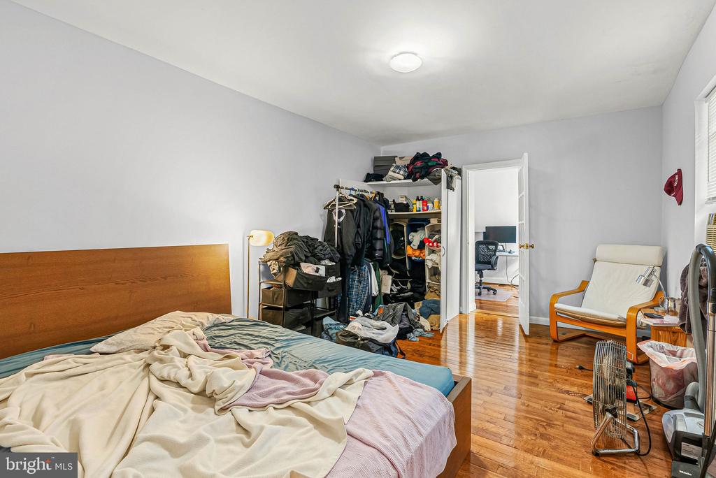 903 S 13TH STREET