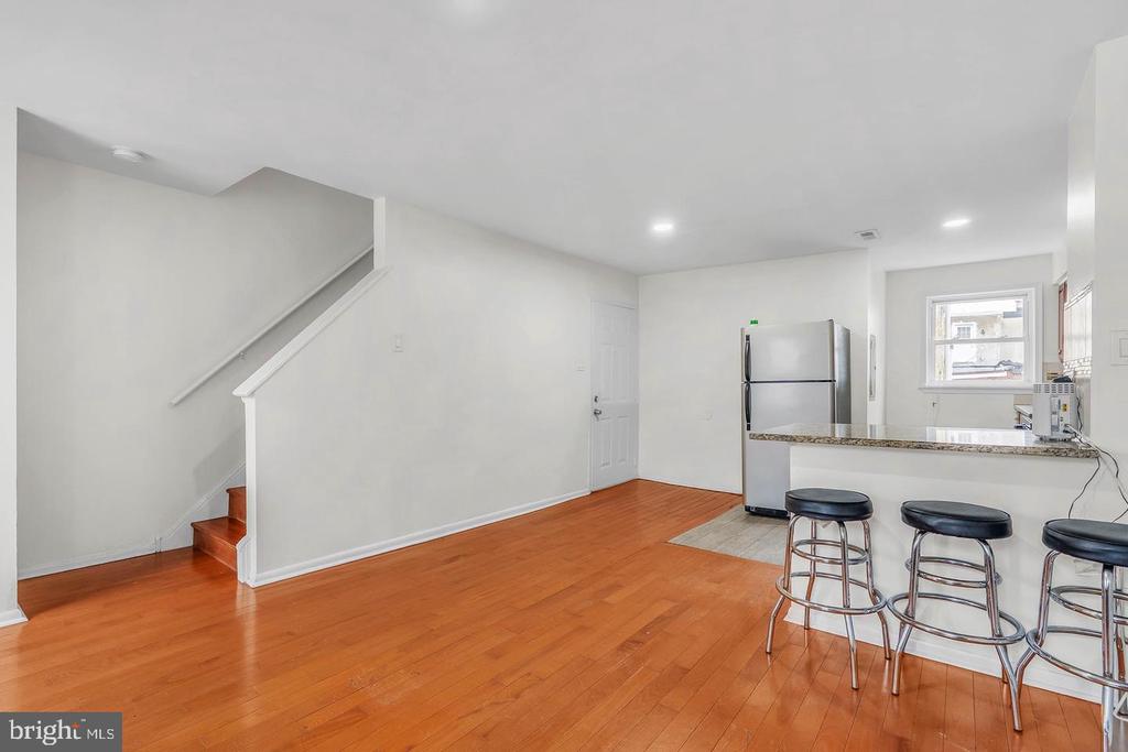 1504 BROWN STREET