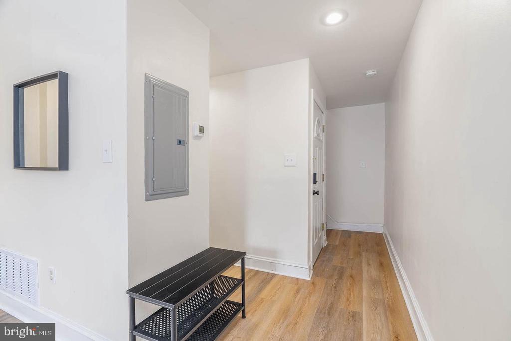 558 N 16TH STREET Unit: 3