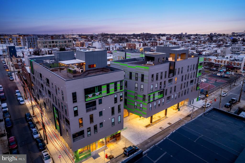 1501 N 31ST STREET Unit: PH13
