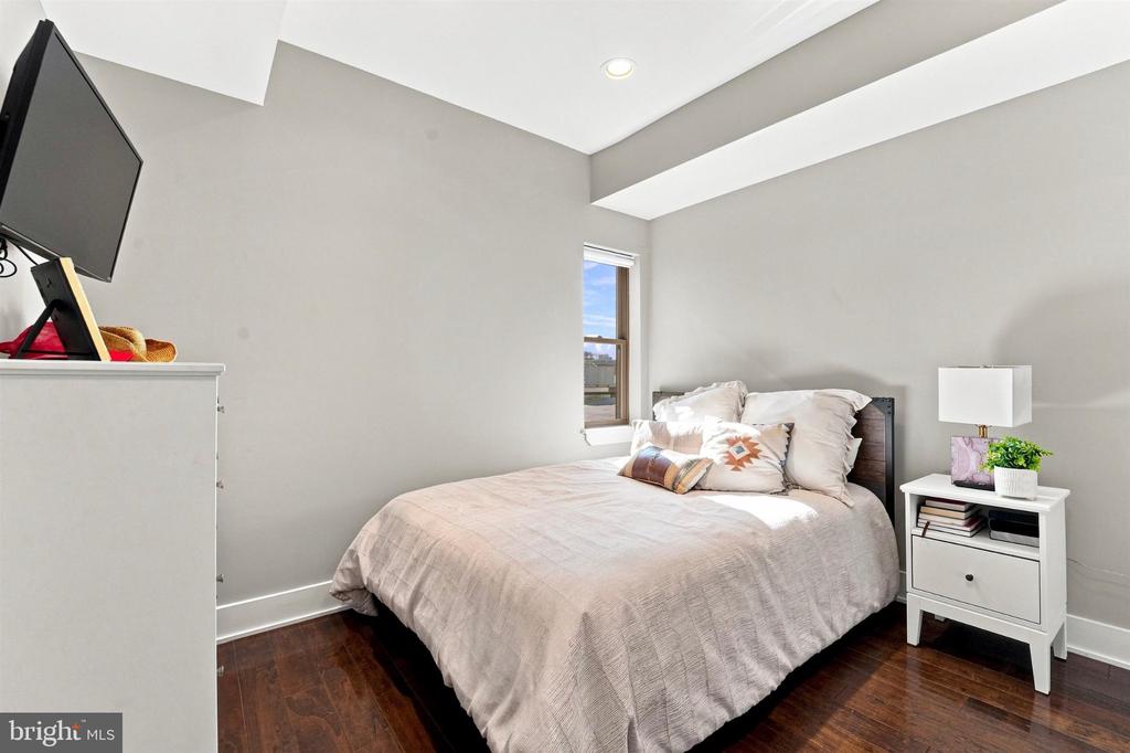 929 N 2ND STREET Unit: 3