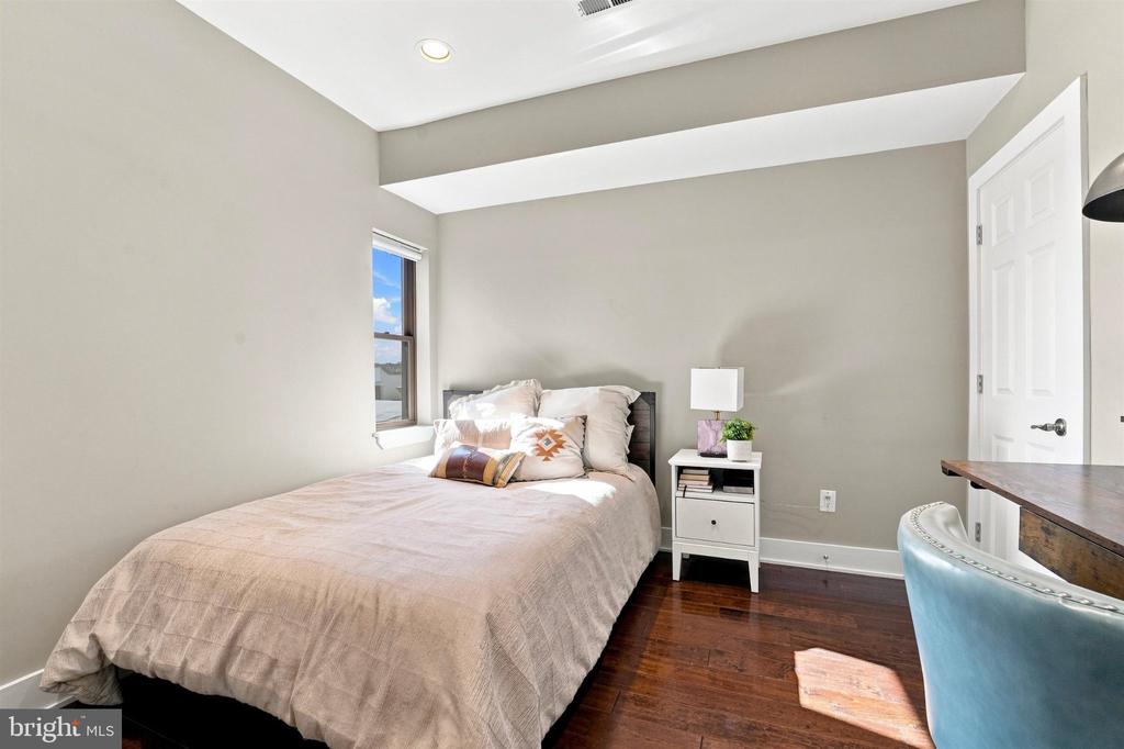 929 N 2ND STREET Unit: 3