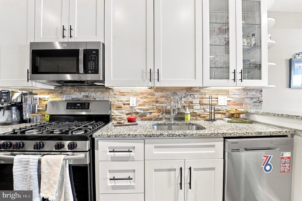 929 N 2ND STREET Unit: 3