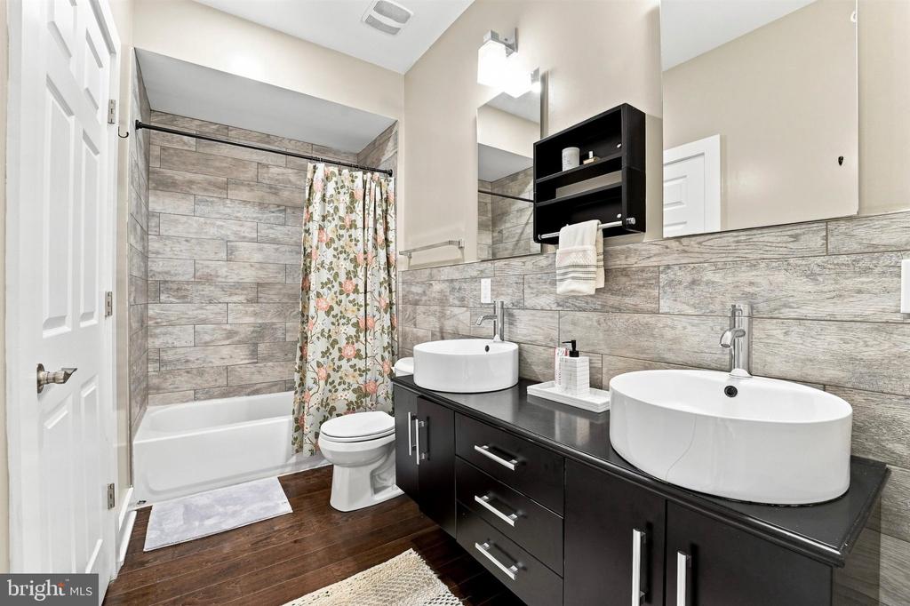 929 N 2ND STREET Unit: 3