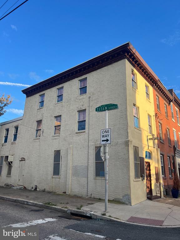 1243 S 17TH STREET
