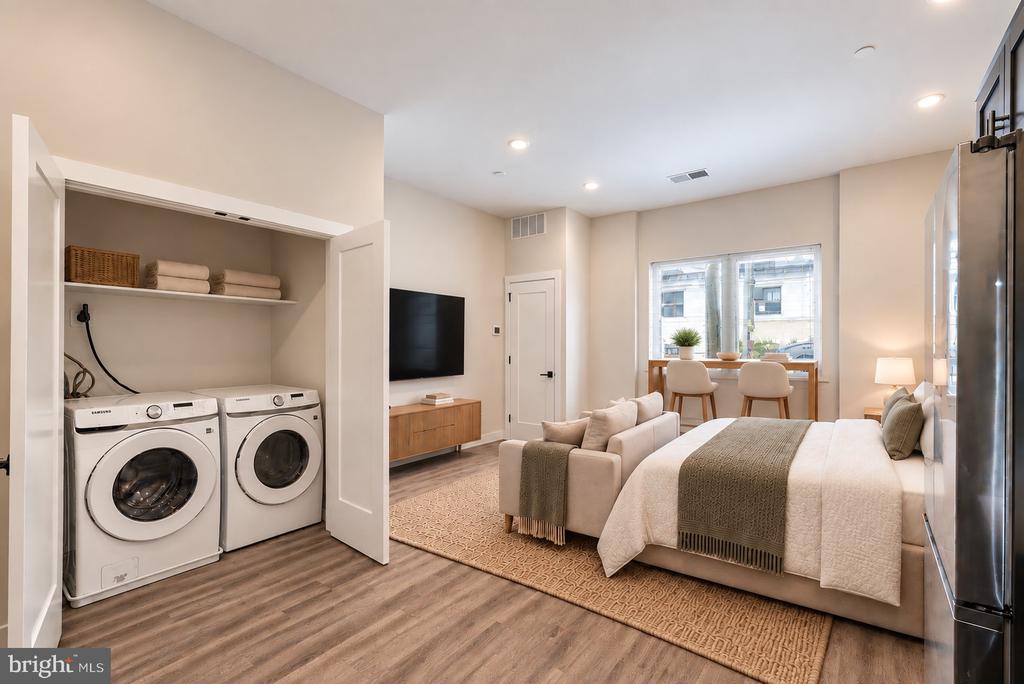 6144 GERMANTOWN AVENUE Unit: D09