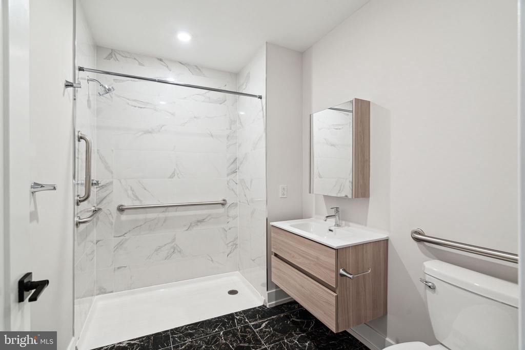 6144 GERMANTOWN AVENUE Unit: D09