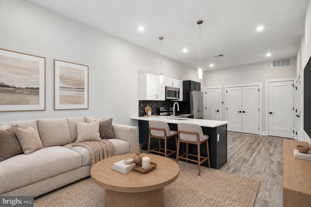 6144 GERMANTOWN AVENUE Unit: C03