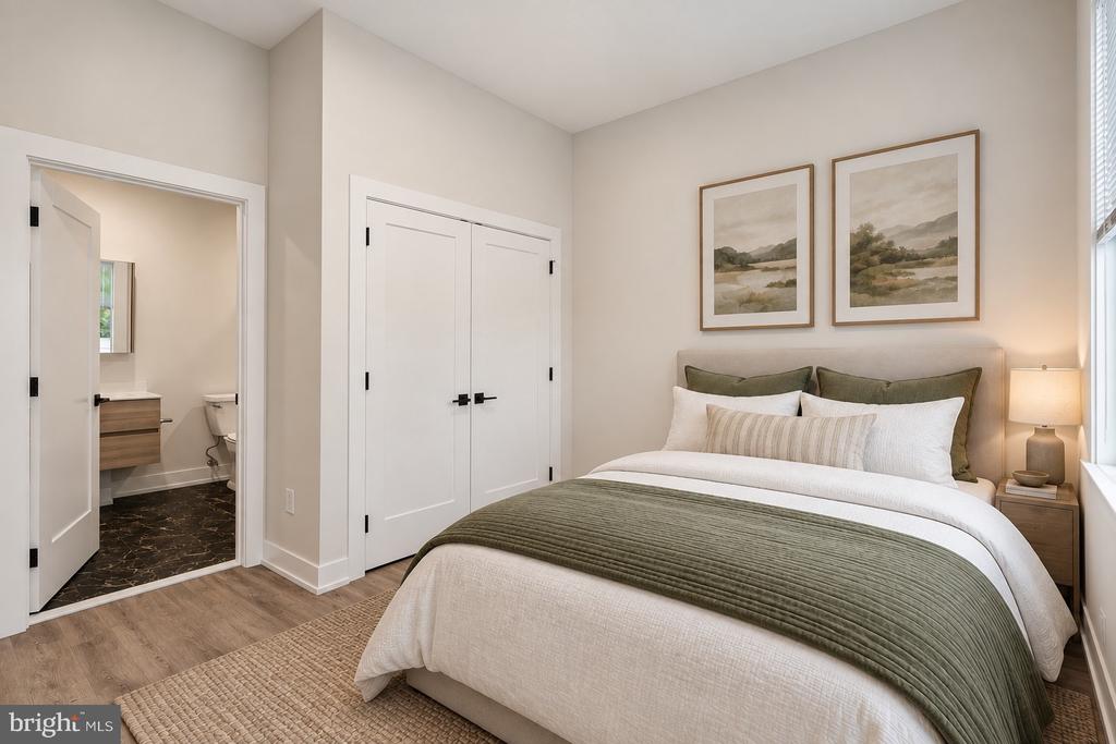 6144 GERMANTOWN AVENUE Unit: C03