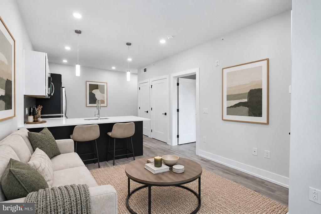 6144 GERMANTOWN AVENUE Unit: C11