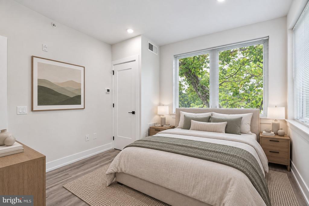 6144 GERMANTOWN AVENUE Unit: C11