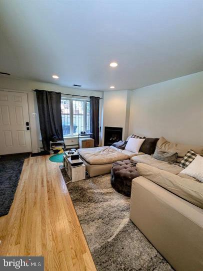 1 CHRISTIAN STREET Unit: 26L