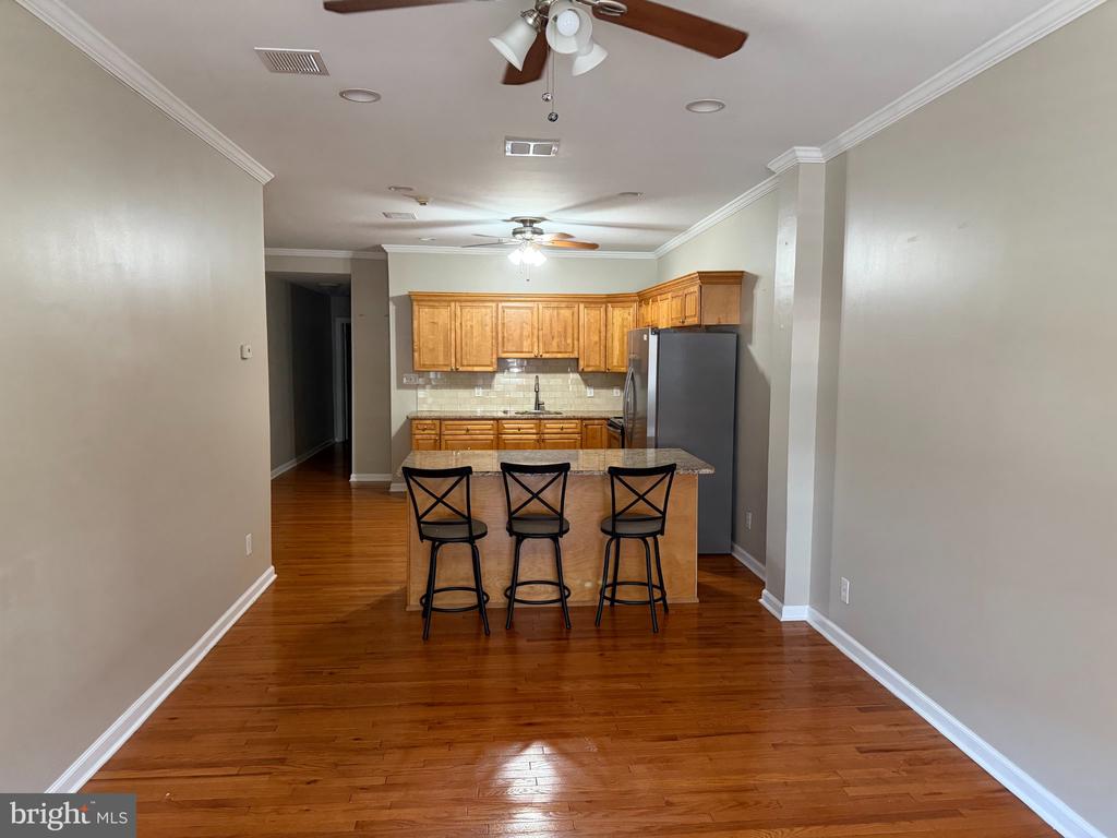 2516 S BROAD STREET Unit: 1F