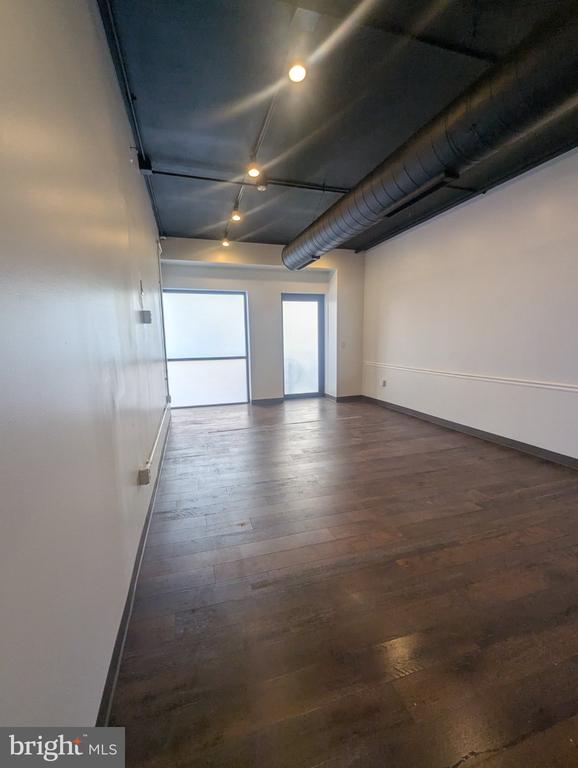 1125-27 E PASSYUNK AVENUE