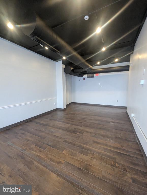 1125-27 E PASSYUNK AVENUE