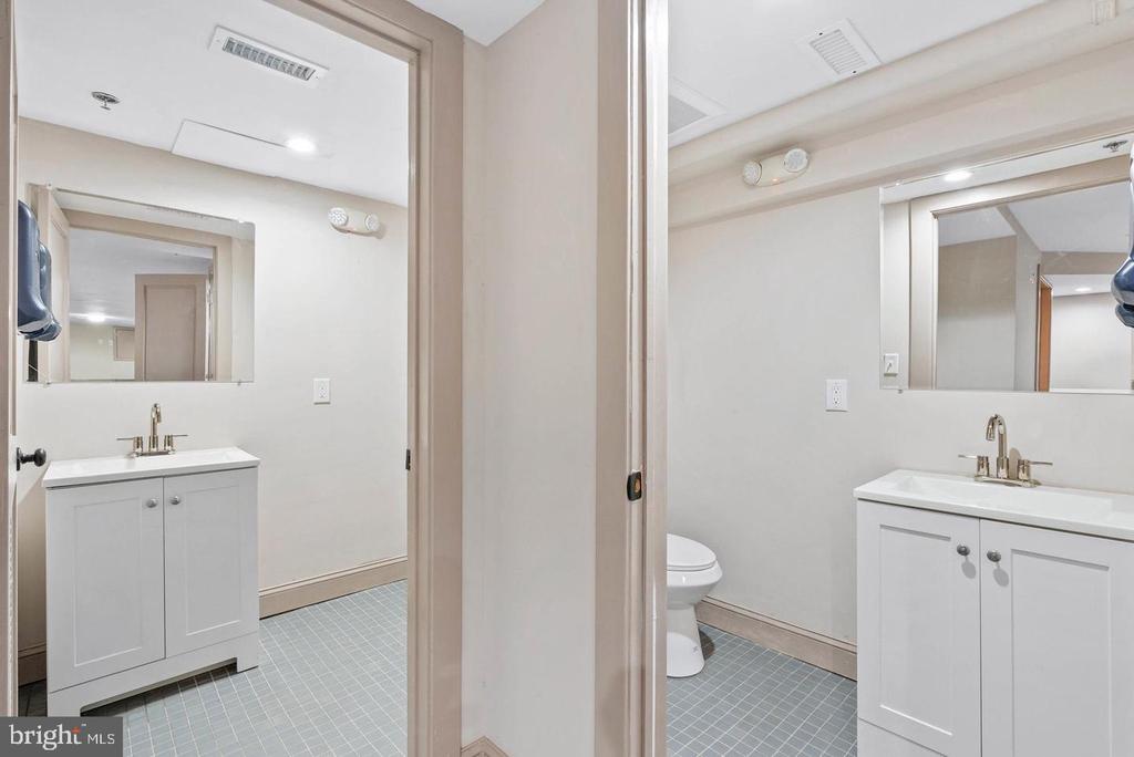 1537 S 6TH STREET