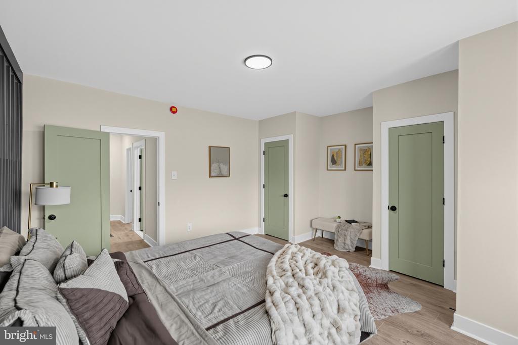 248 S SAINT BERNARD STREET
