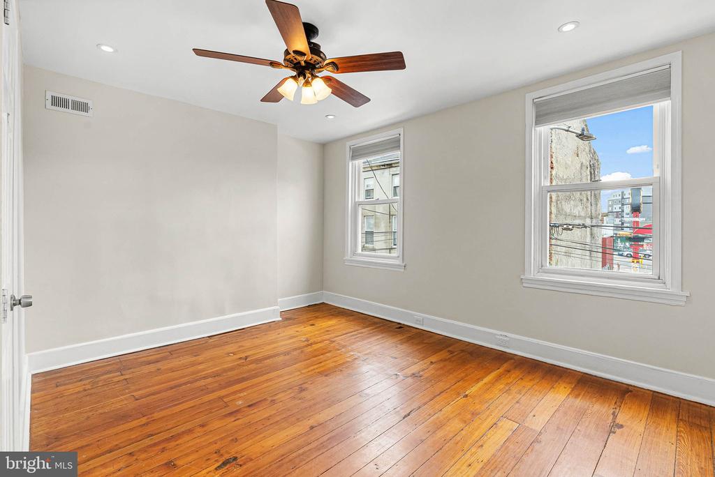 1107 BRANDYWINE STREET