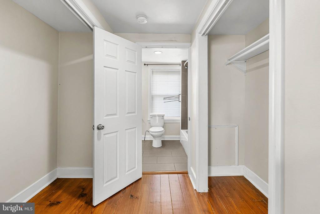 1107 BRANDYWINE STREET