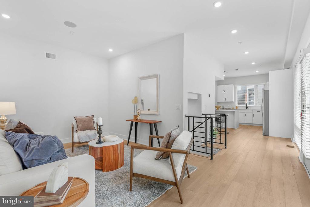 1754 WYLIE STREET Unit: 1