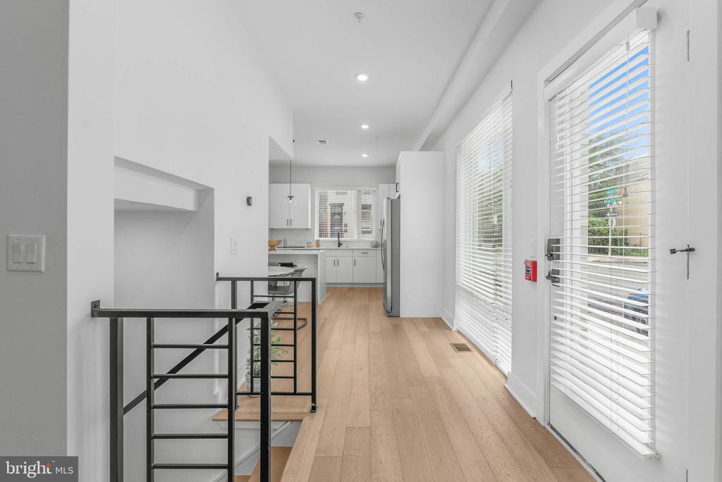 1754 WYLIE STREET Unit: 1