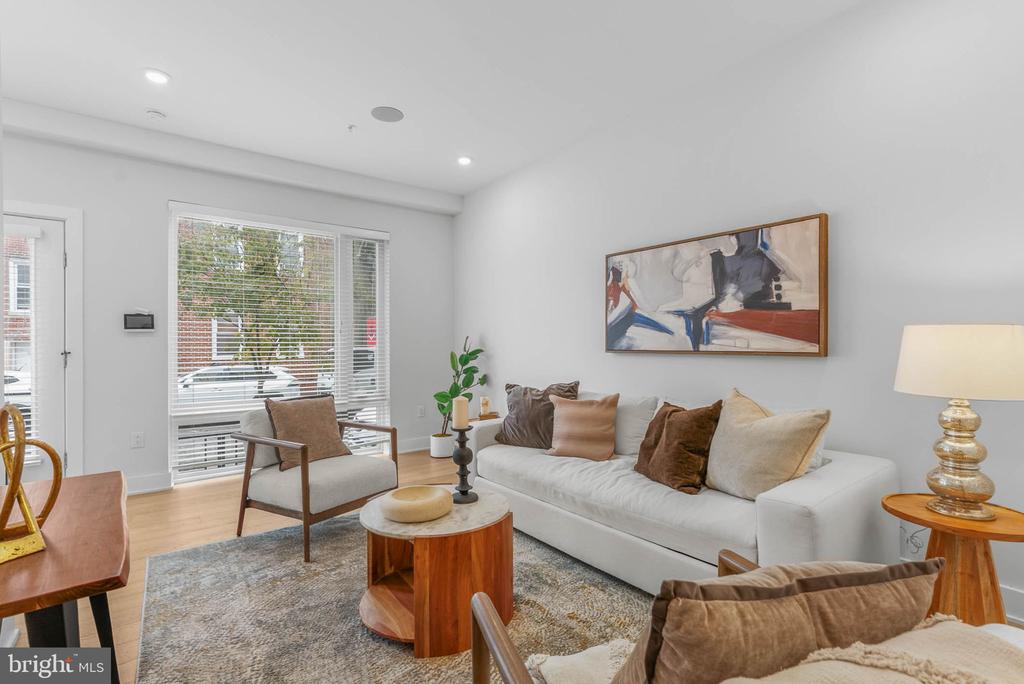 1754 WYLIE STREET Unit: 1