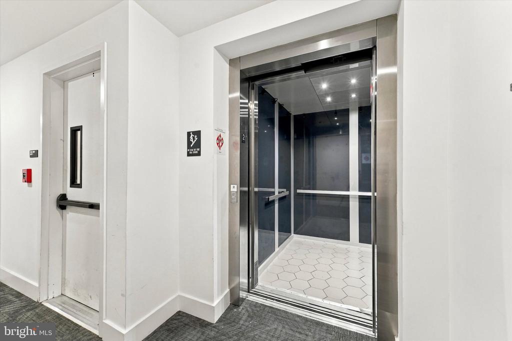 1723 FRANCIS STREET Unit: 2C