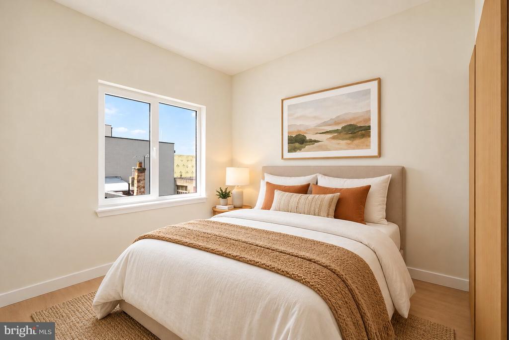 2976 RICHMOND STREET Unit: 2 BED