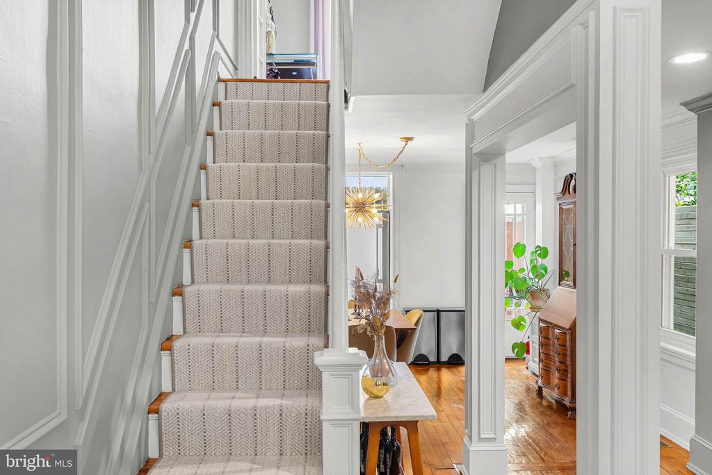 1309 CHRISTIAN STREET