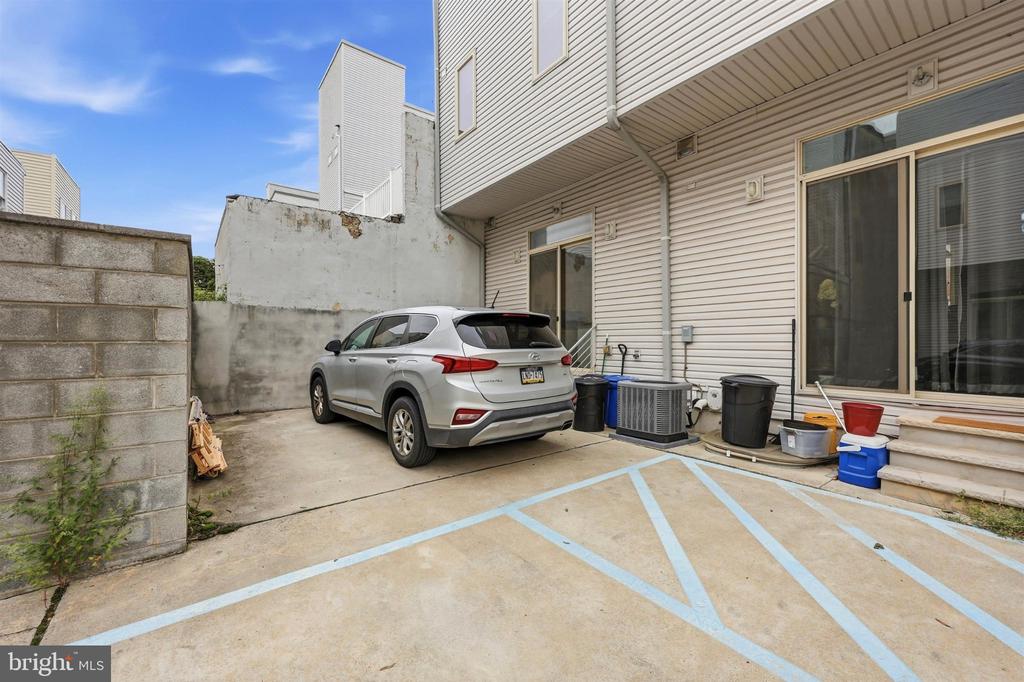 624 PIERCE STREET