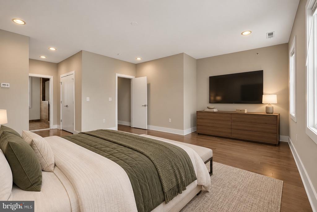 845 N ORIANNA STREET Unit: 8